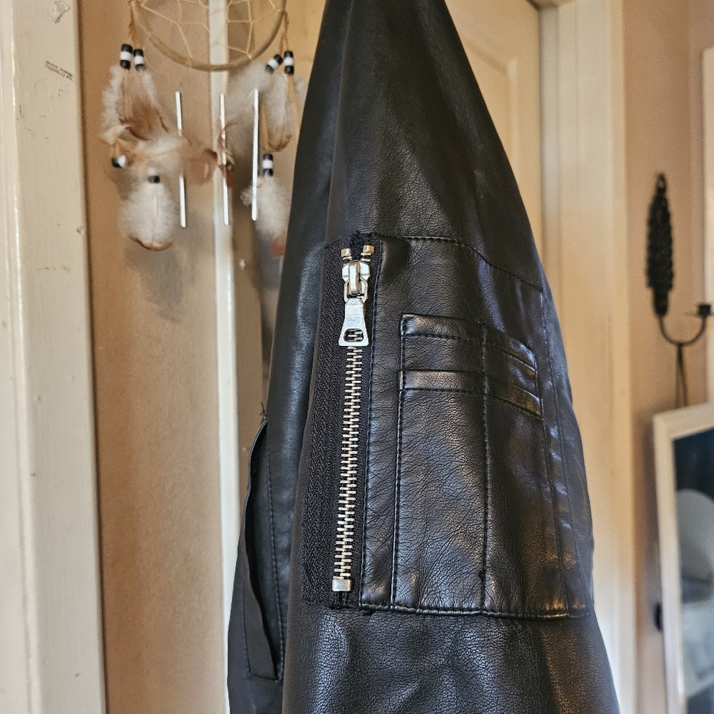 Black Pleather Cropped Jacket - image 3